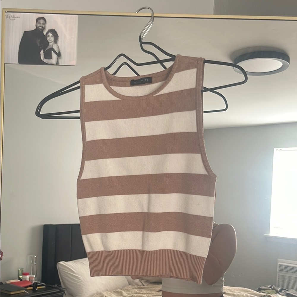 Dynamite Cream and Tan Fitted Crop Tank Top